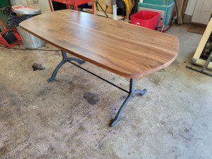 walnut dining table wishbone legs   